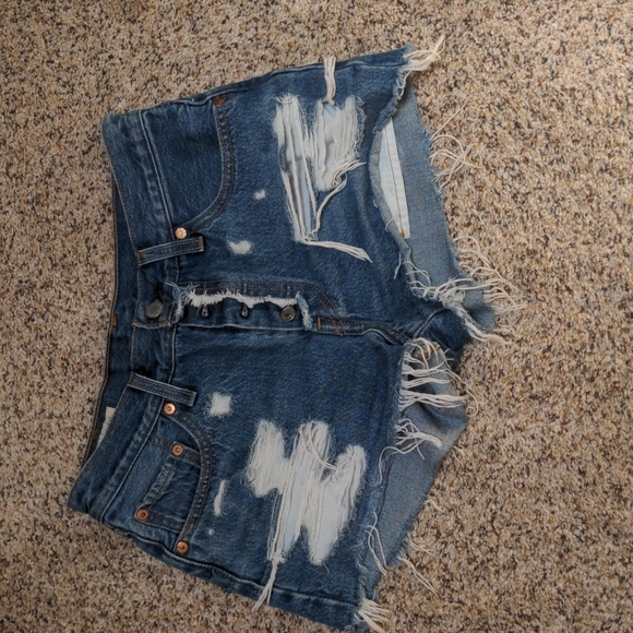 Levi's Pants - LEVI'S Shorts - size 25 waist